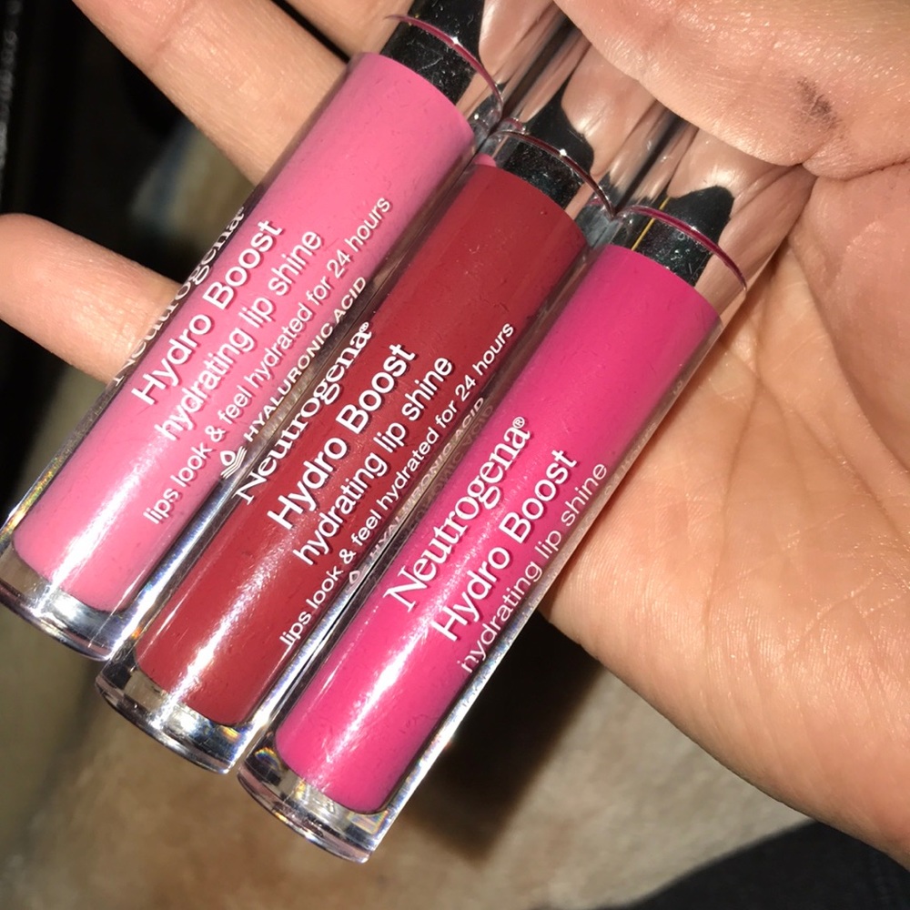 Neutrogena Hydro Boost lip shine